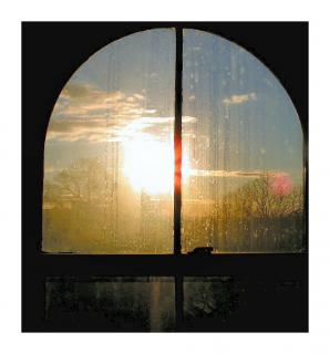 window-sunrise_19-99977